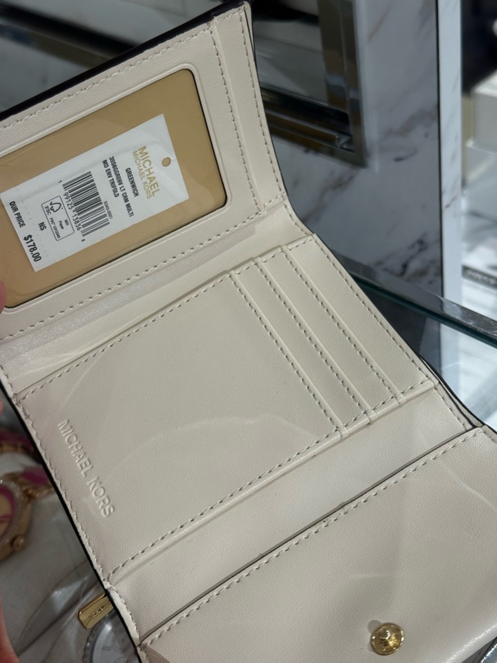 Michael kors Greenwich Medium Printed Tri-Fold Wallet - Picture 8 of 8